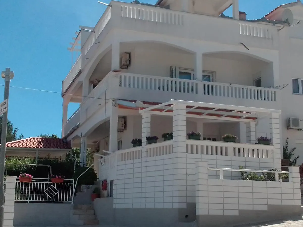 Apartments With A Parking Space Slatine, Ciovo - 11799 Trogir