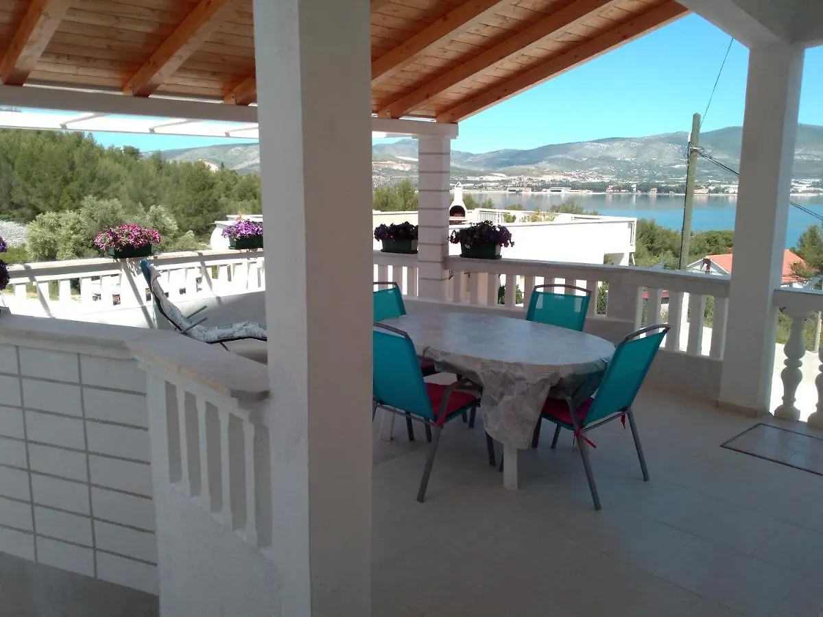Apartments With A Parking Space Slatine, Ciovo - 11799 Trogir 0*,  Croatia