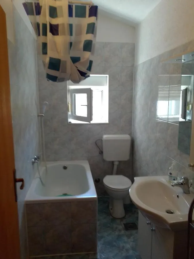 Apartments With A Parking Space Slatine, Ciovo - 11799 Trogir