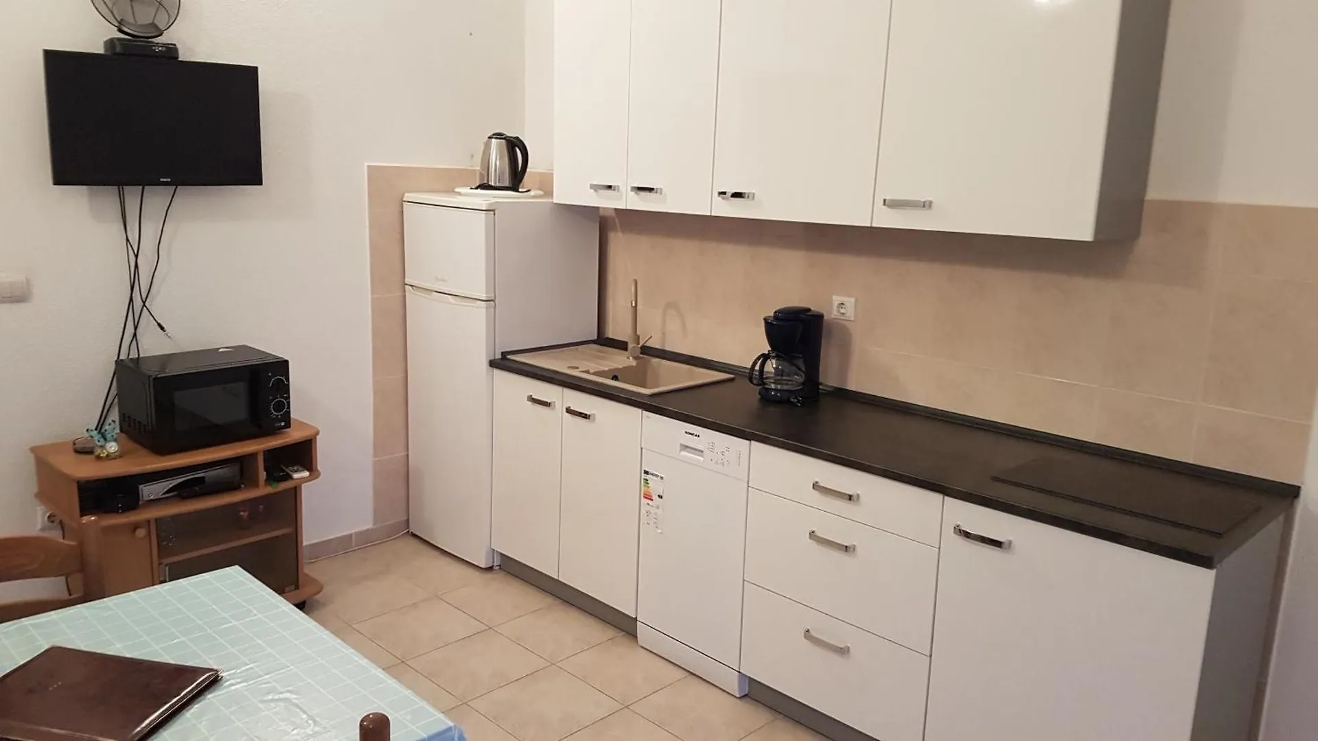 Apartments With A Parking Space Slatine, Ciovo - 11799 Trogir
